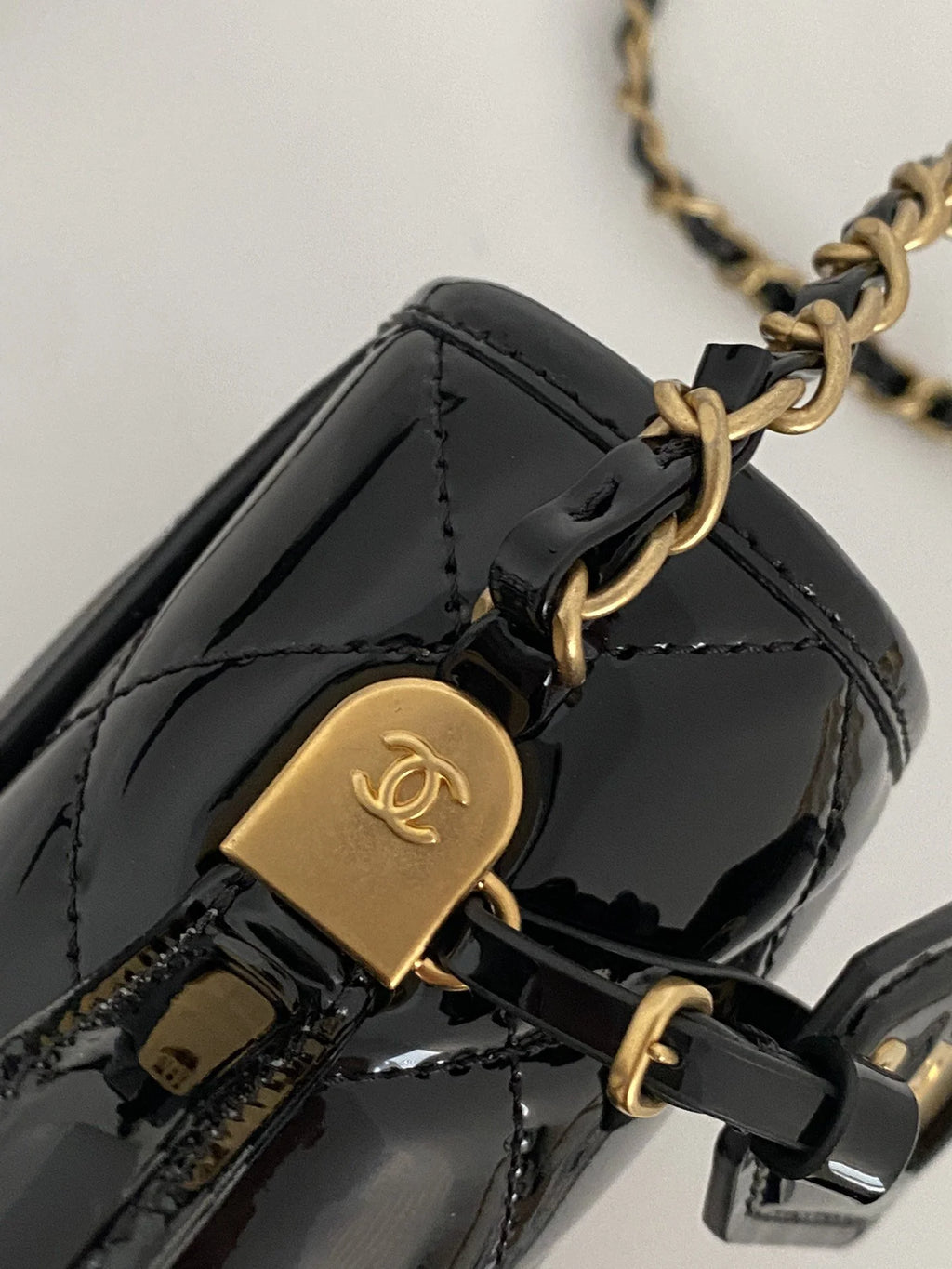 Small Flap Bag With Top Handle Black 8.1in/20.5cm X417655