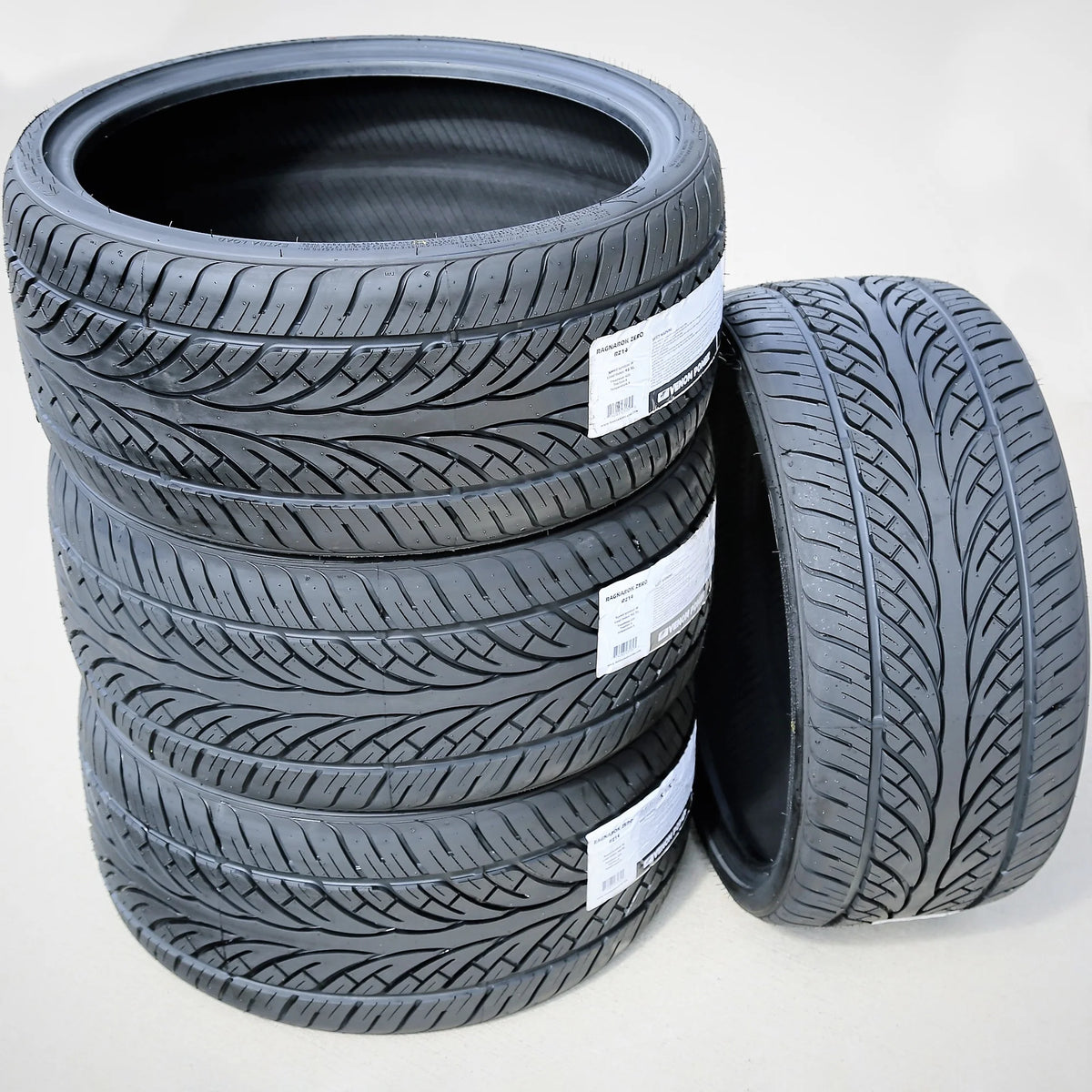255/35ZR19 96W XL A/S Performance Tire M378
