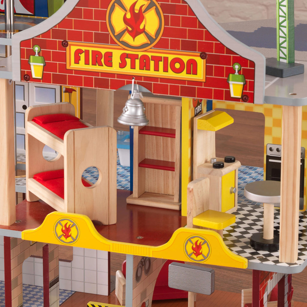 Wood Rescue Play Set with Ambulance, Fire Truck, Helicopter & 27 Pieces I241937