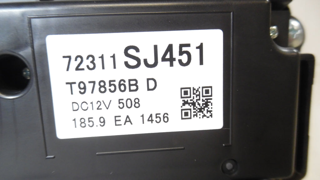 Pre-Owned Subaru Forester Auto Climate AC Heater Temperature Control T949444