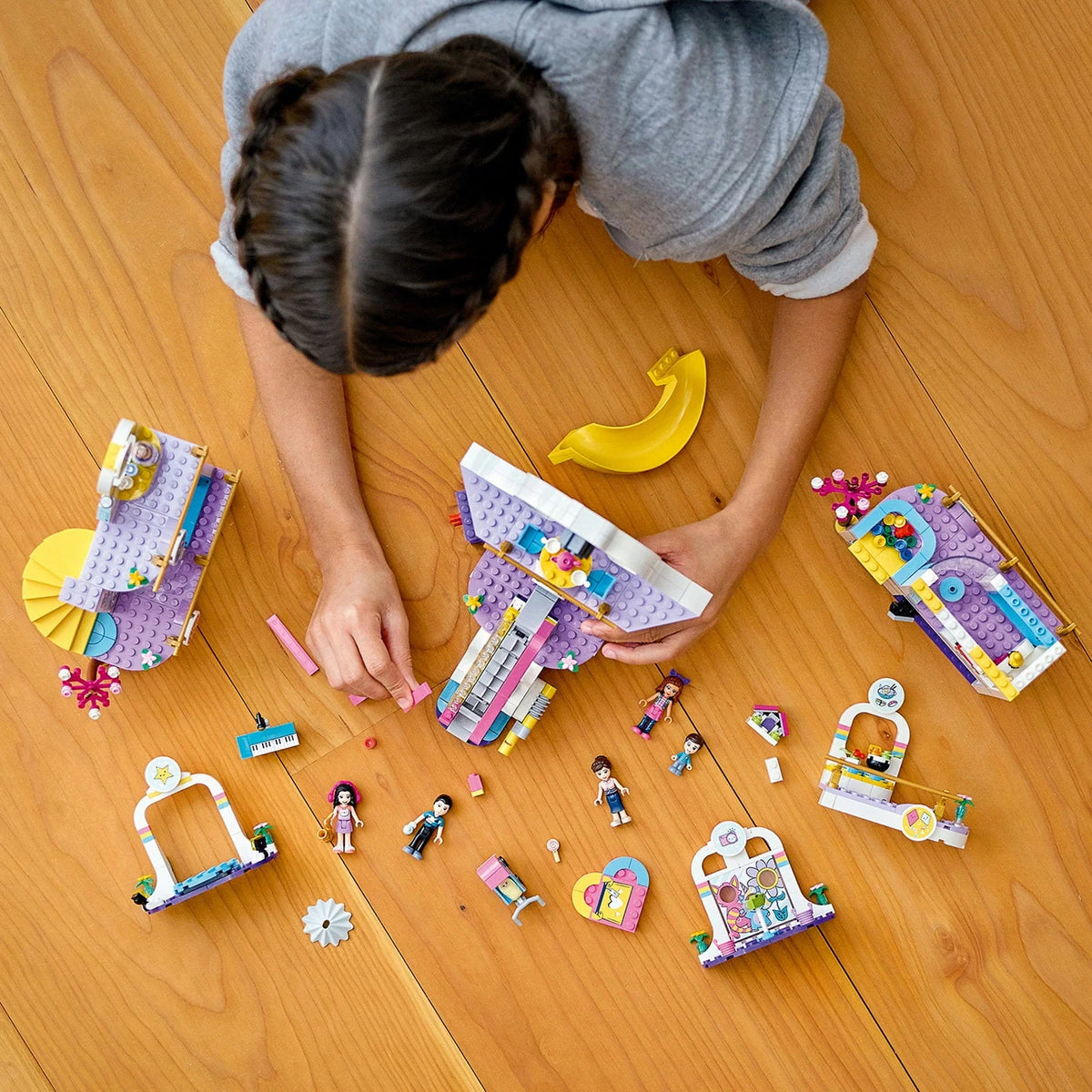 Building Toy (1,032 Pieces) Y86847