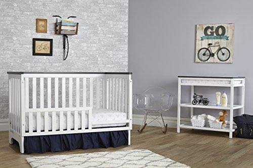 White 3-in-1 Convertible Crib O371662