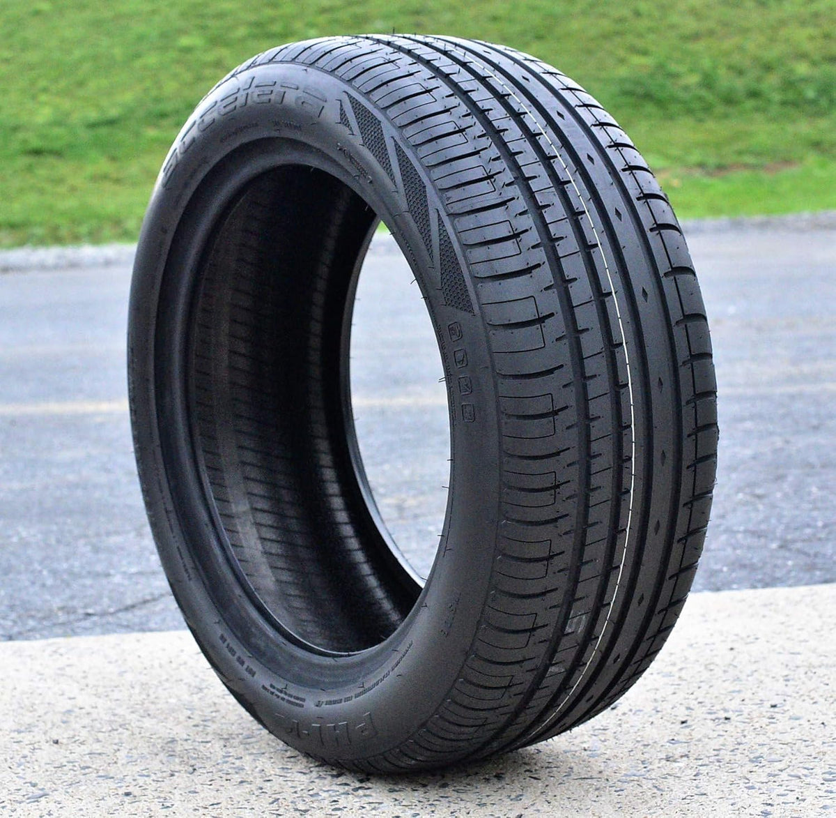 225/45R19 96W Tire X617