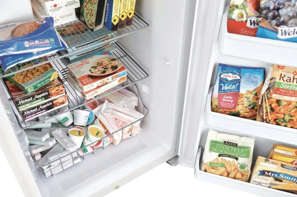 White 28 Upright Freezer with 15.5 cu. ft. Capacity J202717
