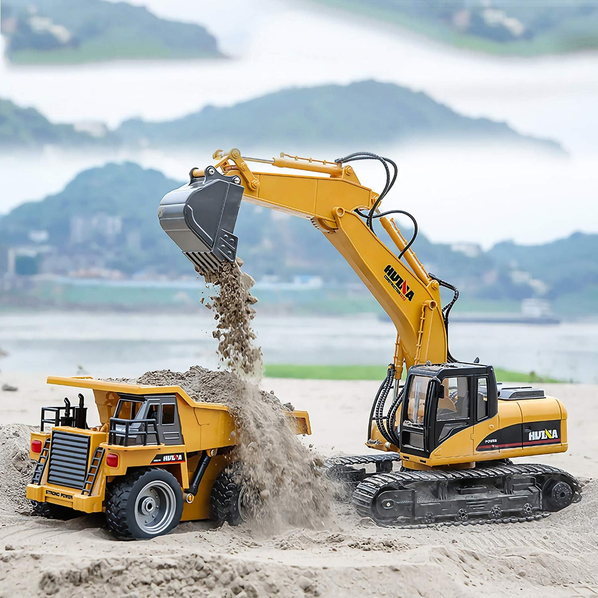 Remote Control Construction Dump Truck Toy with Rechargeable Battery O25760