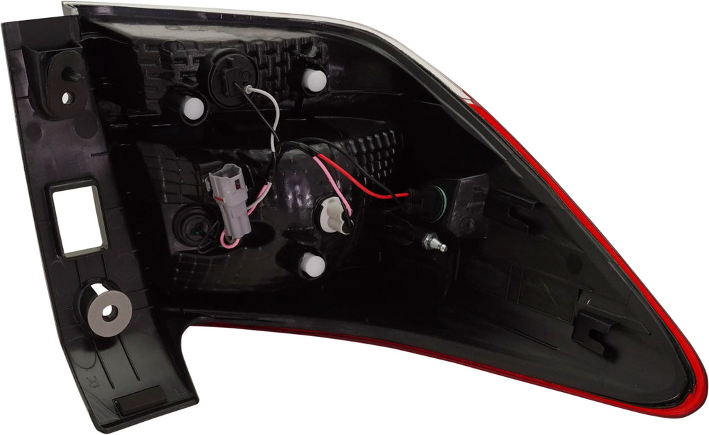 Tail Light for 2017-2019 Subaru Impreza Crosstrek Right Passenger Side Outer B8067
