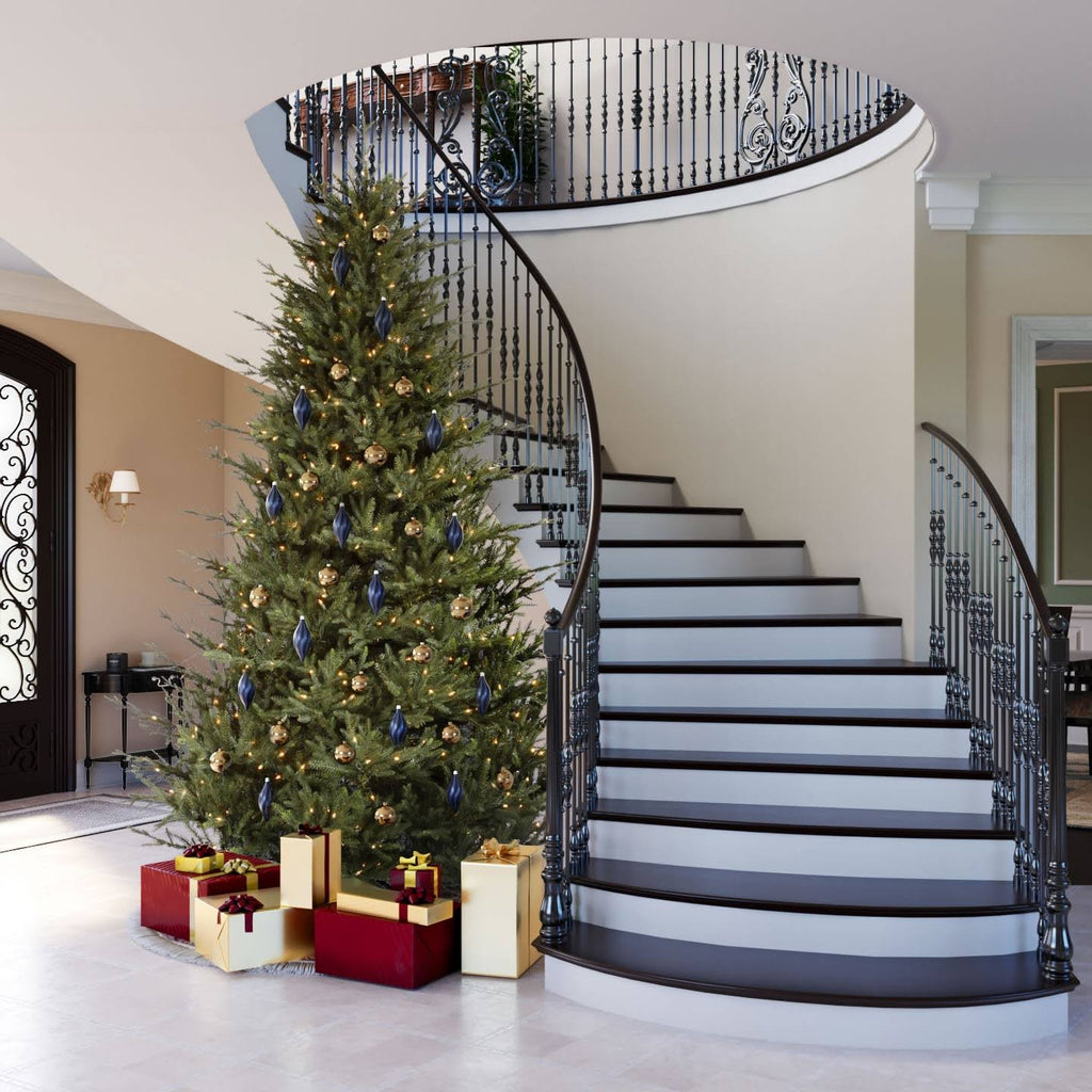 4.5 ft. Artificial Christmas Tree H865