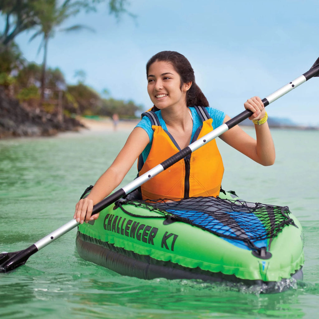 Inflatable Kayak with Oar and Hand Pump Q8718
