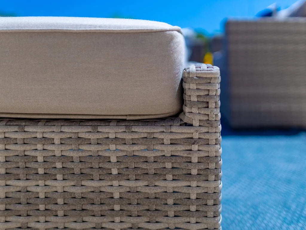 6-Piece Gray Wicker Patio Sofa Set with Coffee Table O635894