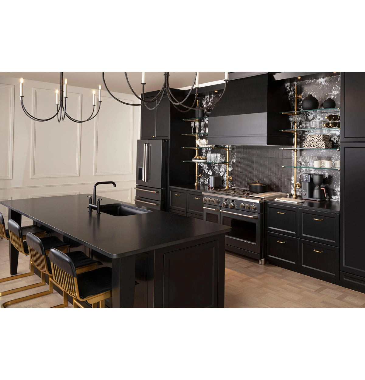 Smart Range Hood with 610 CFM Blower L72881