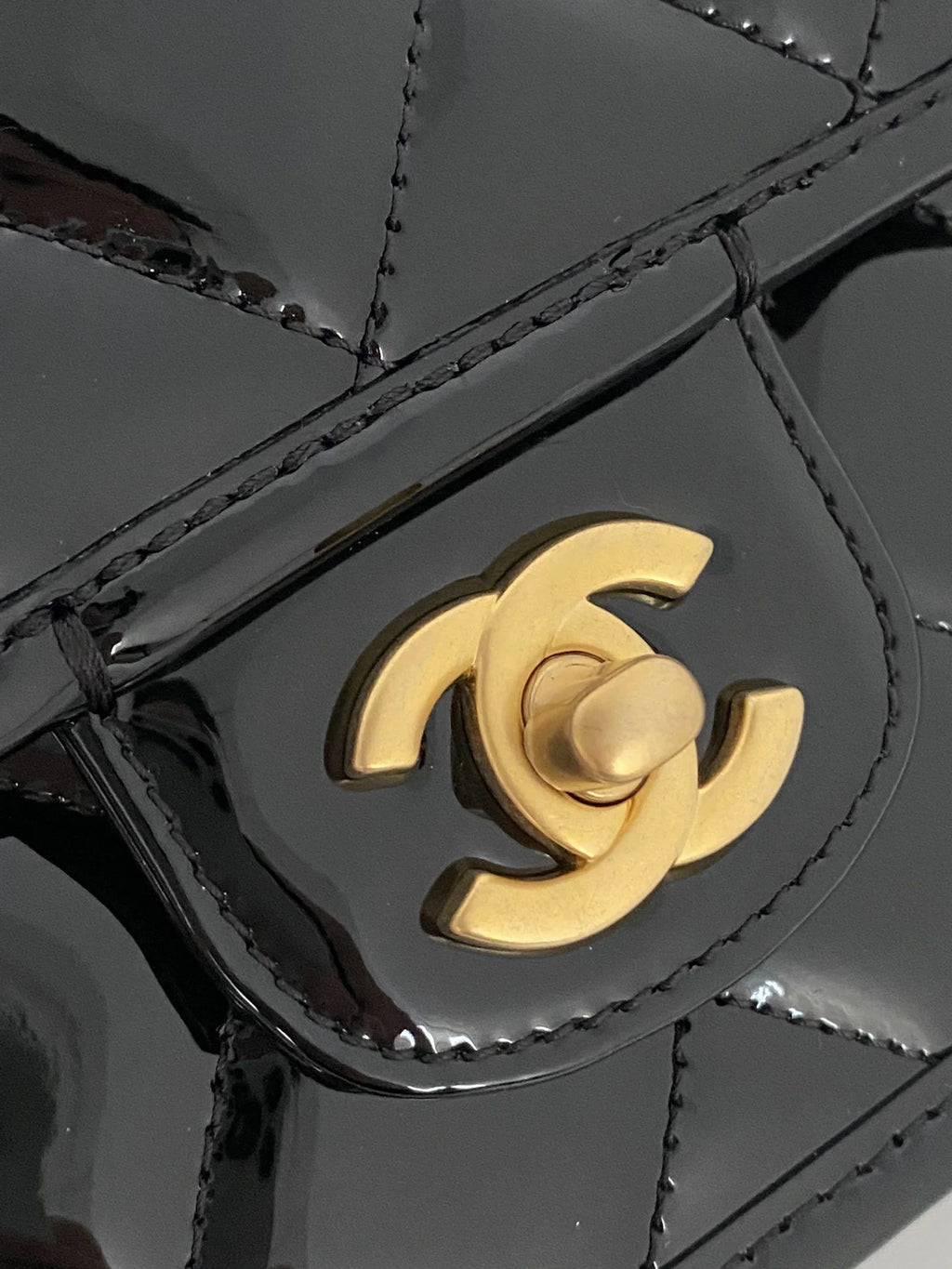 Small Flap Bag With Top Handle Black 8.1in/20.5cm X417655