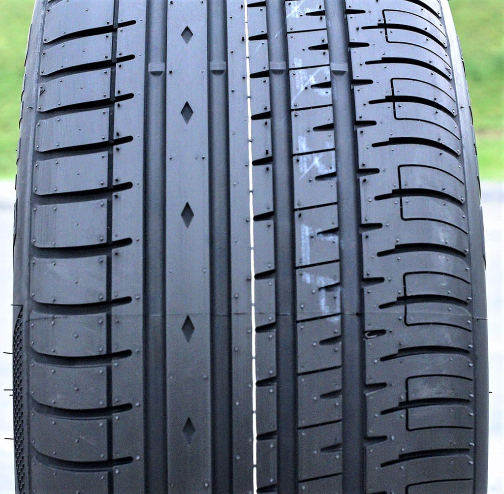 225/45R19 96W Tire X617