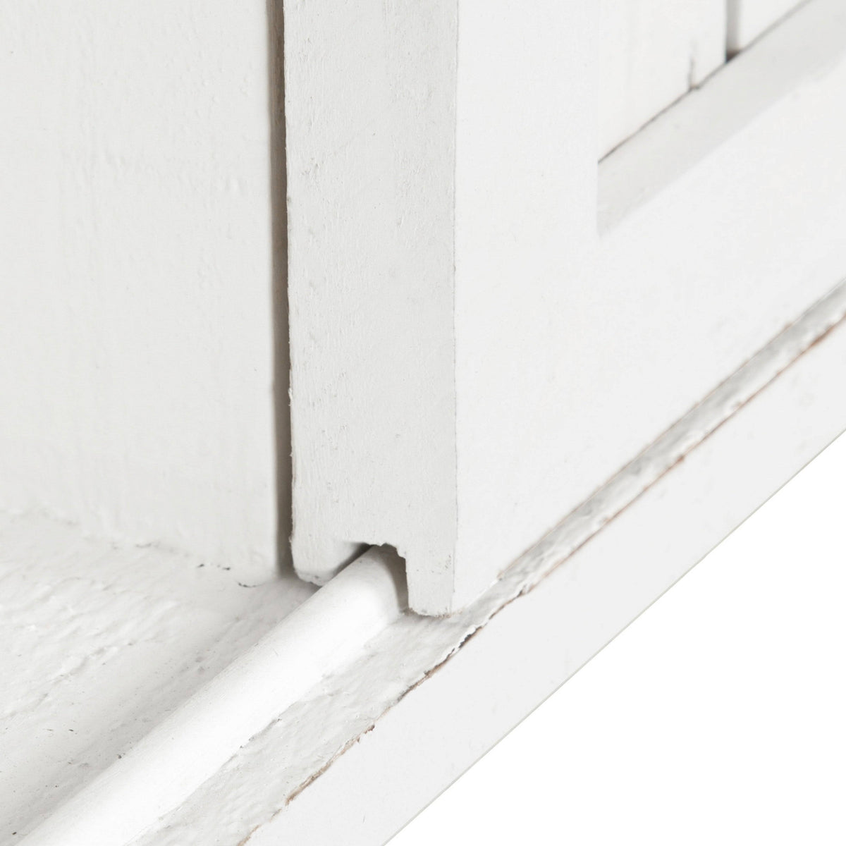 White Decorative Farmhouse Cabinet Wall Organizer with Sliding Barn Door and 3 Knobs T837324