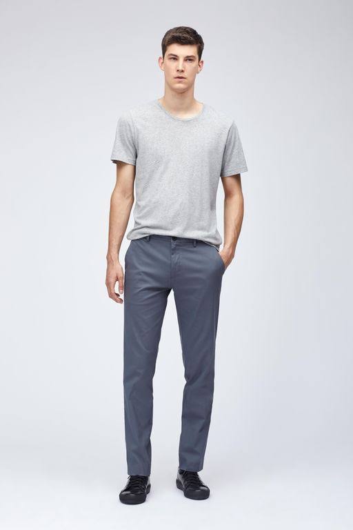 Slim Tech Chino I830