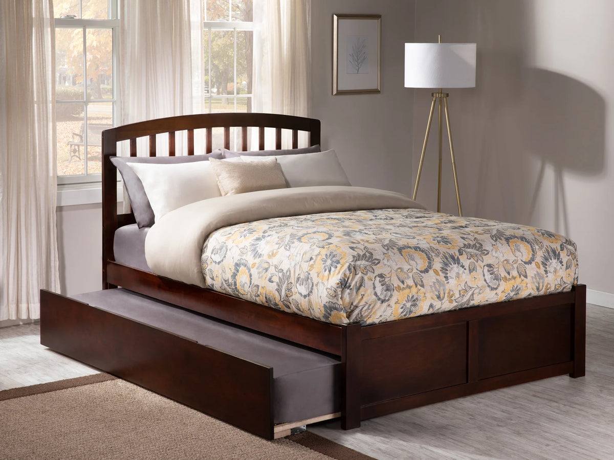 King Solid Wood Platform Bed with Footboard and Twin XL Trundle in Walnut T7510