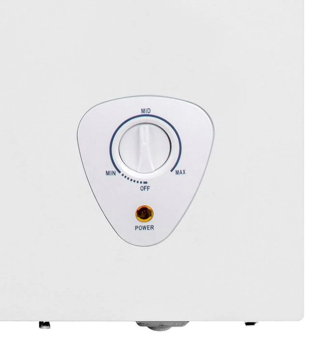White 5 Cu ft Chest Freezer B979341